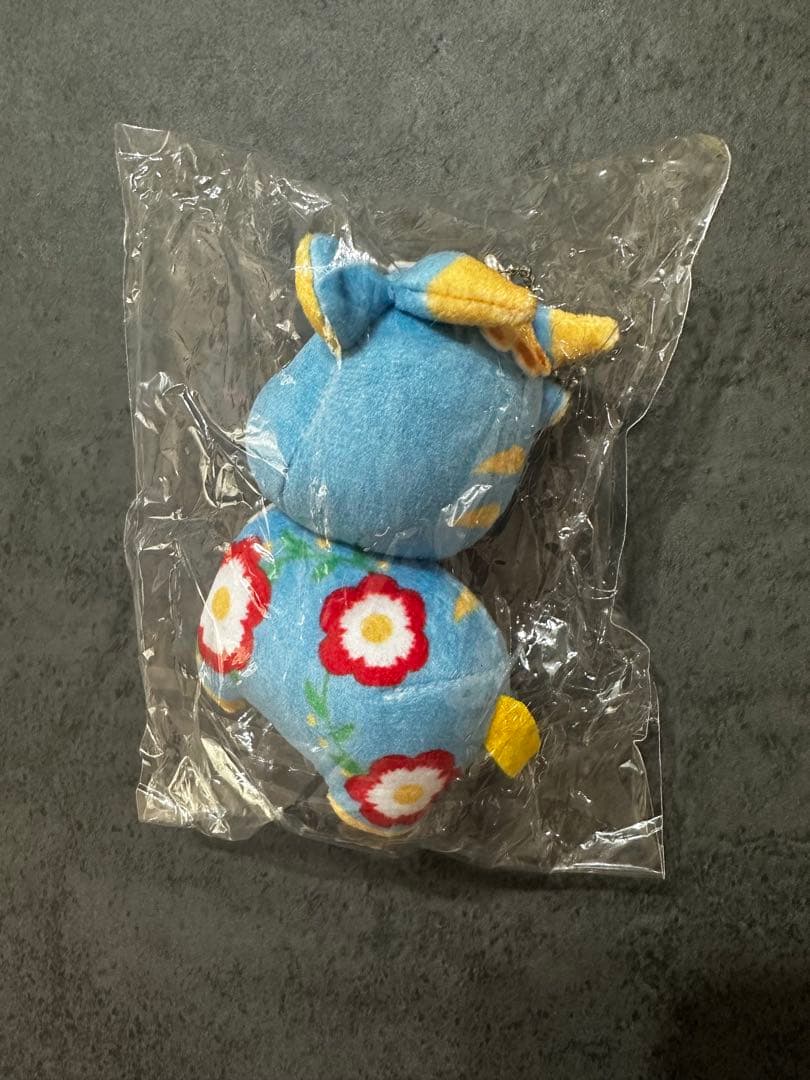 大阪　関西万博　ペルー　ピンバッチ　マグネットピン　ぬいぐるみ　3点セット