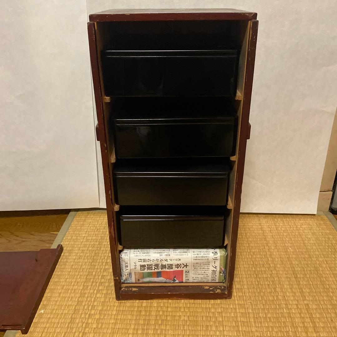 木製黒塗重箱　家紋入り　黒無地