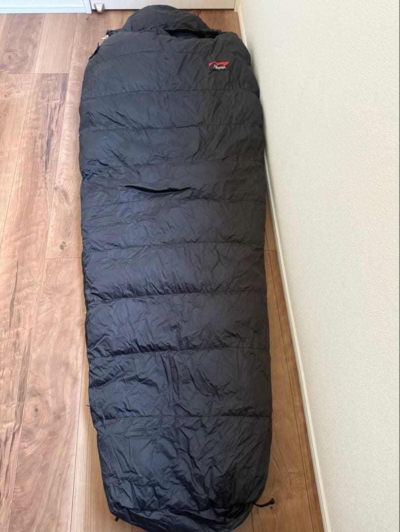 ナンガ 山渓×NANGAオーロラ900DX オールブラック レギュラー