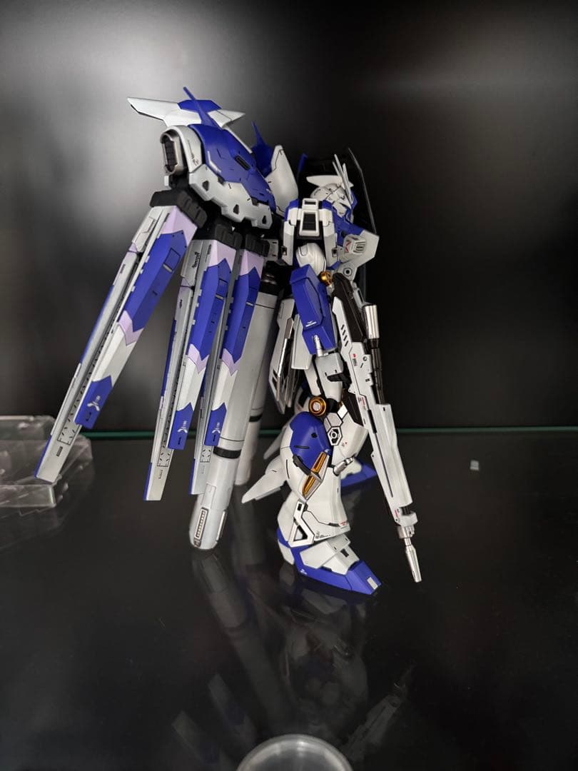 RG Hi-νガンダム 全塗装完成品
