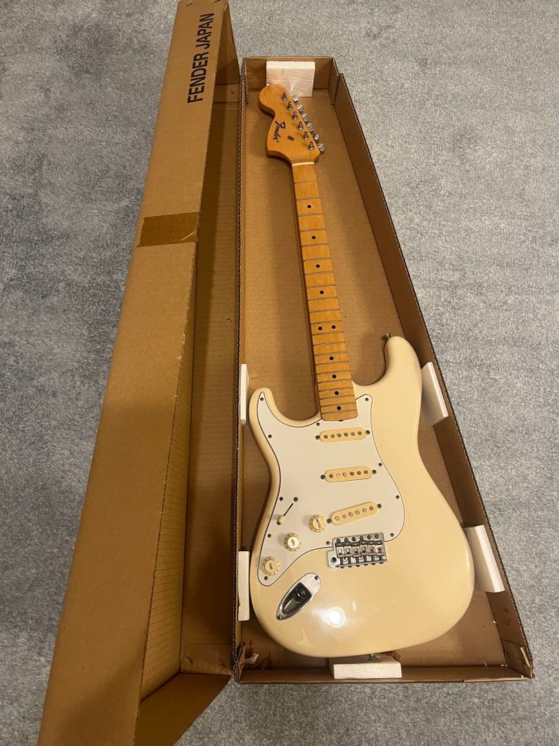 Fender Japan Stratocaster ST68/LH（左利き）