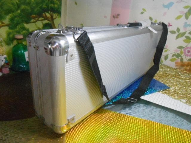 新品未使用(送料無料)11.980円三線専用N肩紐付き一丁入アルミハードケース