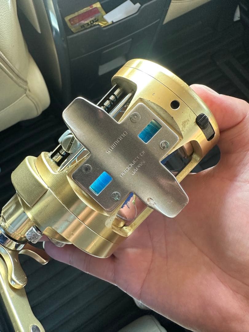 SHIMANO CALCUTTA 700 ベイトリール