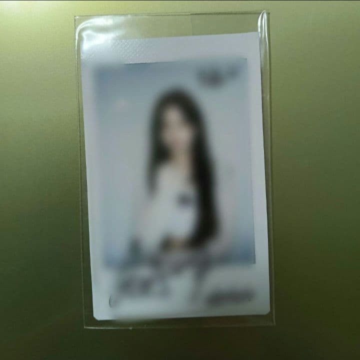 STAYC アイサ　直筆サイン入り チェキ