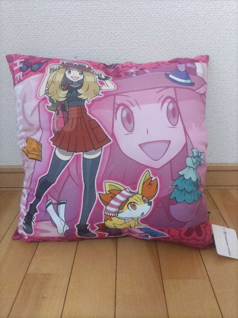 ポケットモンスター X Y 女主人公 セレナ フォッコ　クッション　タンブラー