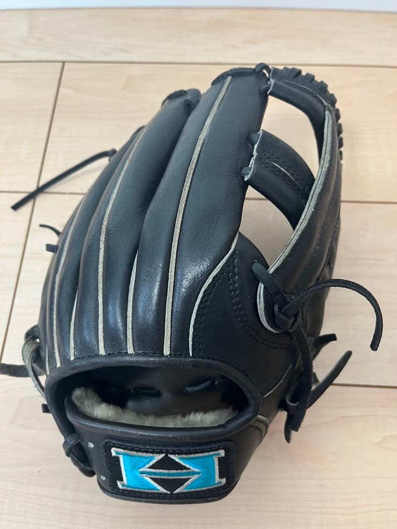 未使用　ハイゴールド　硬式内野手用グローブ　訳あり品