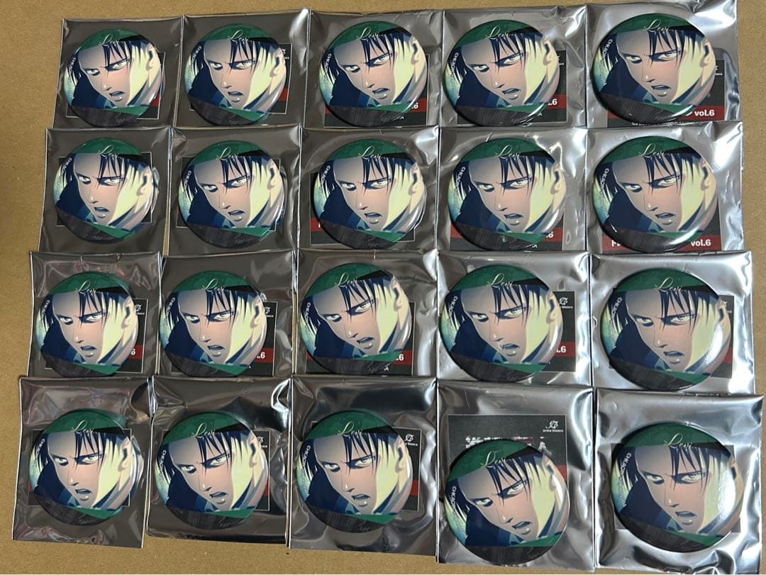 AMNIBUS 進撃の巨人 トレーディング缶バッジ vol.6 リヴァイ　20個