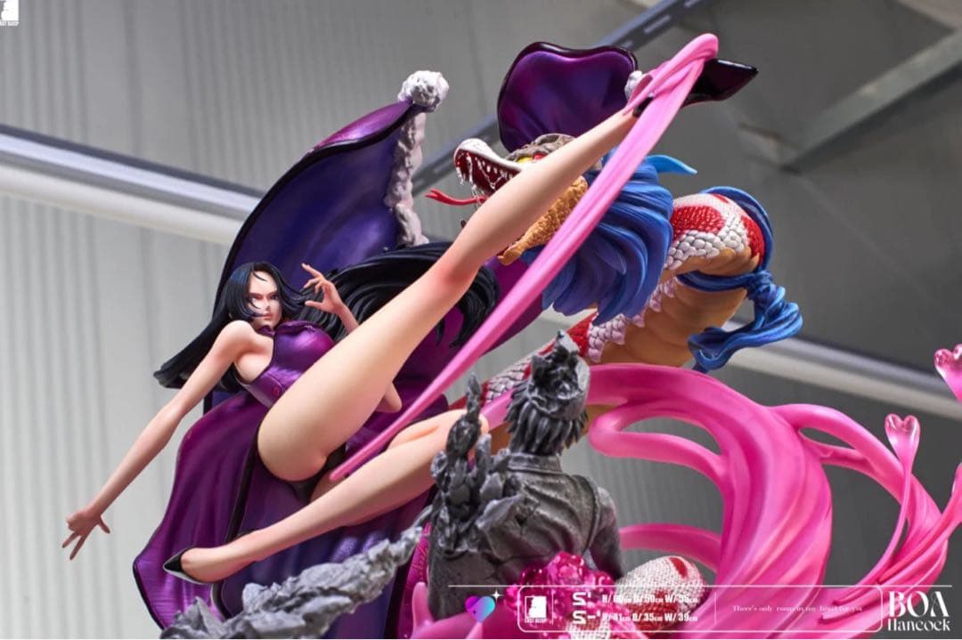 ワンピース ボア・ハンコック フィギュア