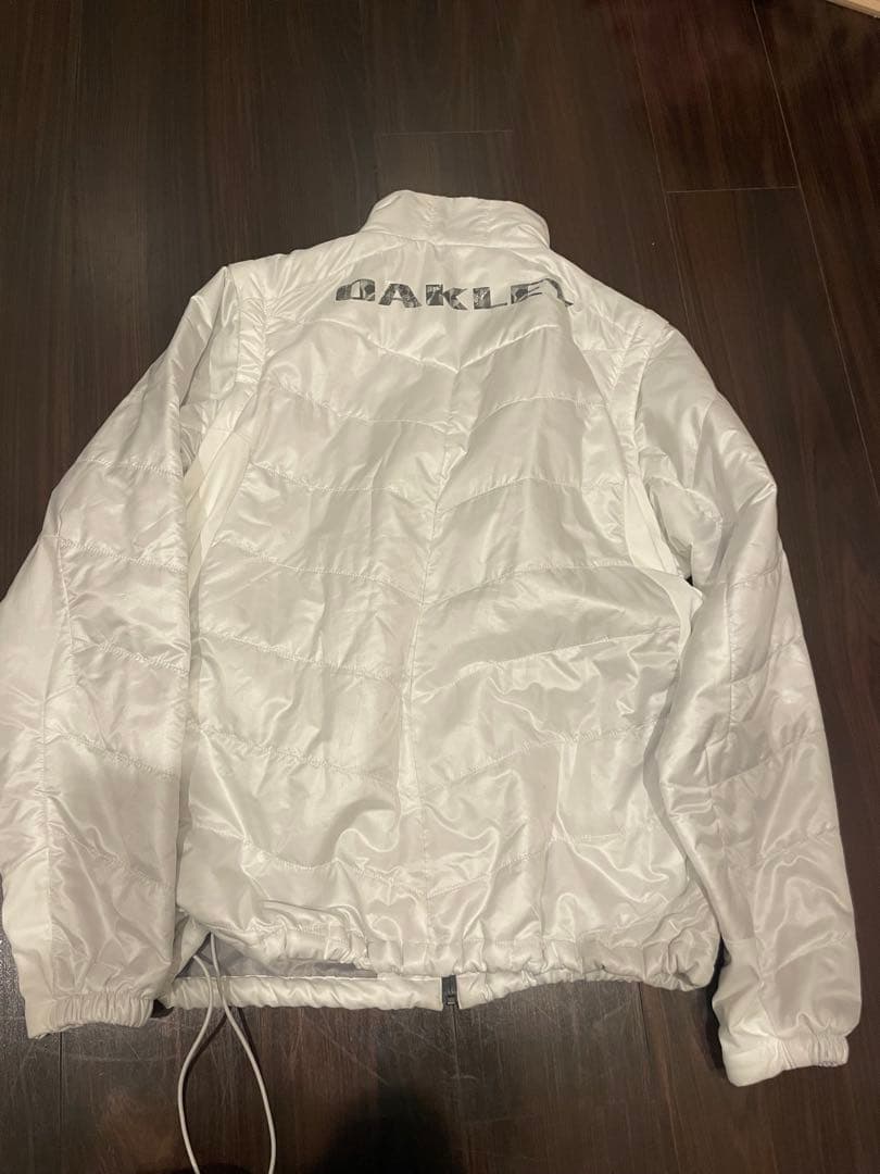 【最終お値下げ】OAKLEY ホワイト ジャケット　パンツ　セットアップ