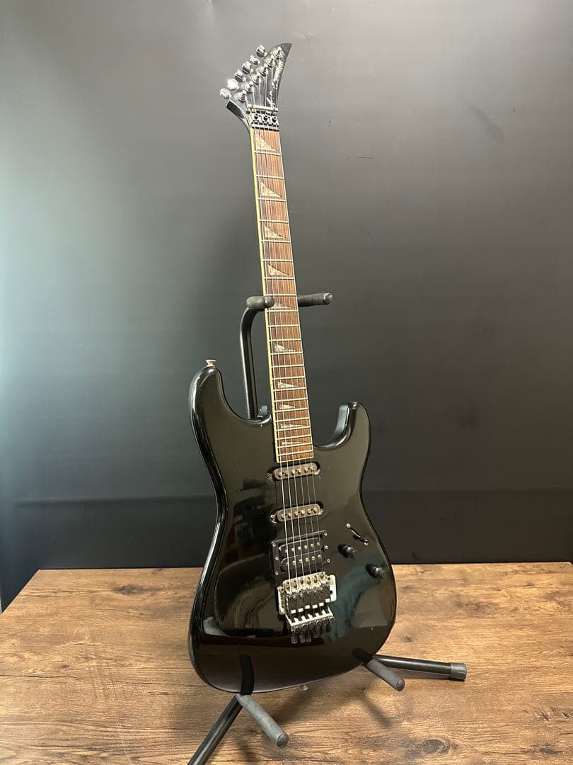 ARIA PRO II DIAMOND SERIES ストラト