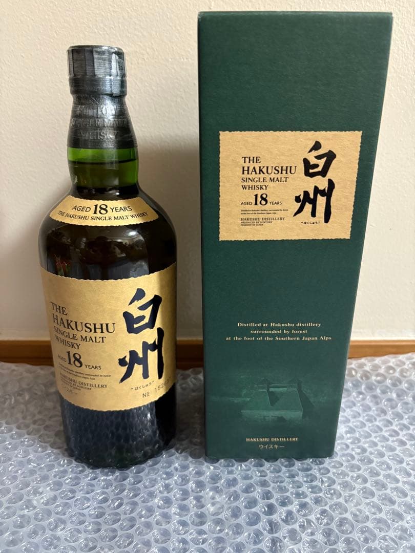 白州 18年新品未開栓旧ラベルシングルモルトウイスキー 700ml