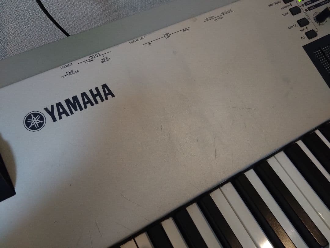 YAMAHA M08 シンセサイザー 88鍵