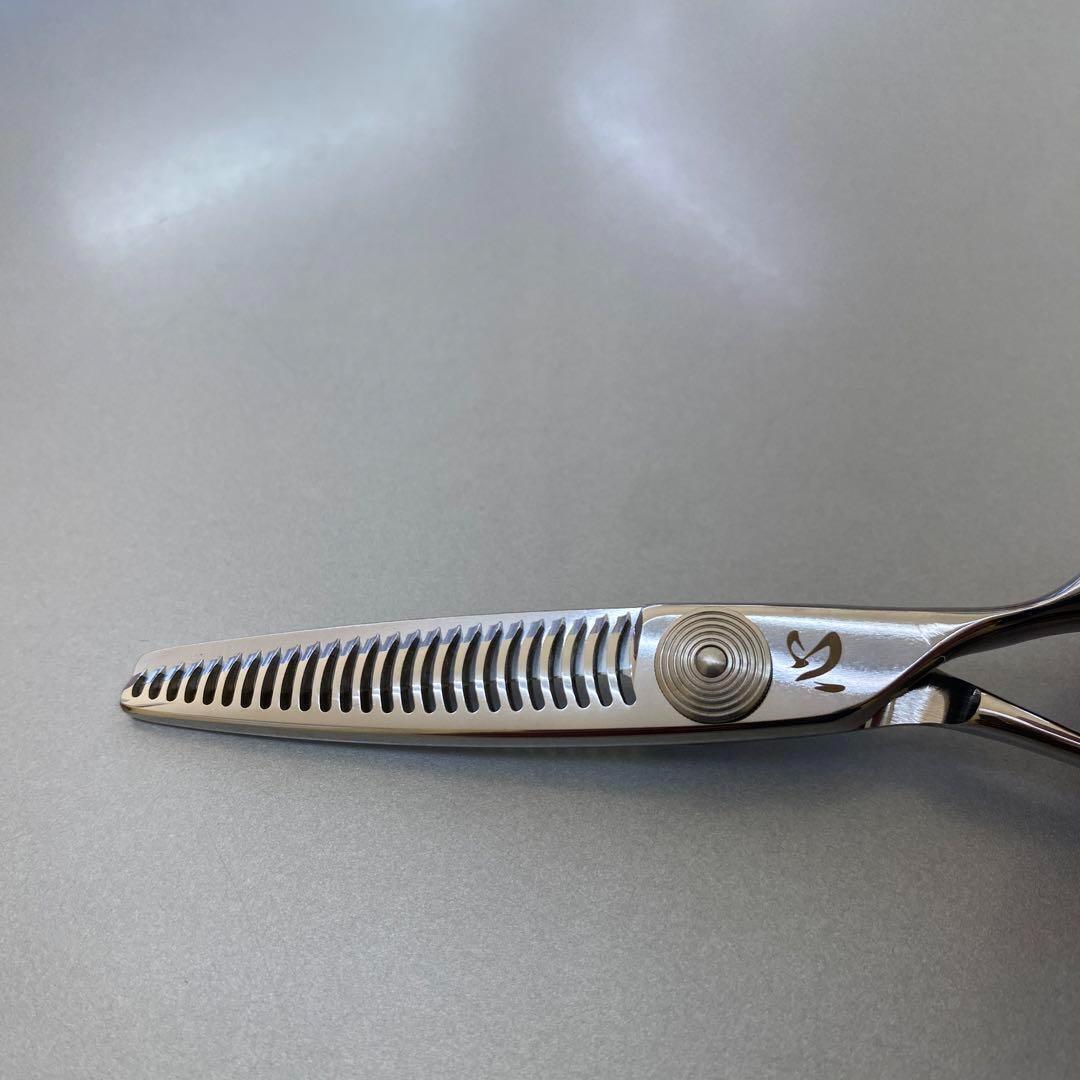 6インチセニングシザー スキ率15% 新品 理美容師プロも絶賛！