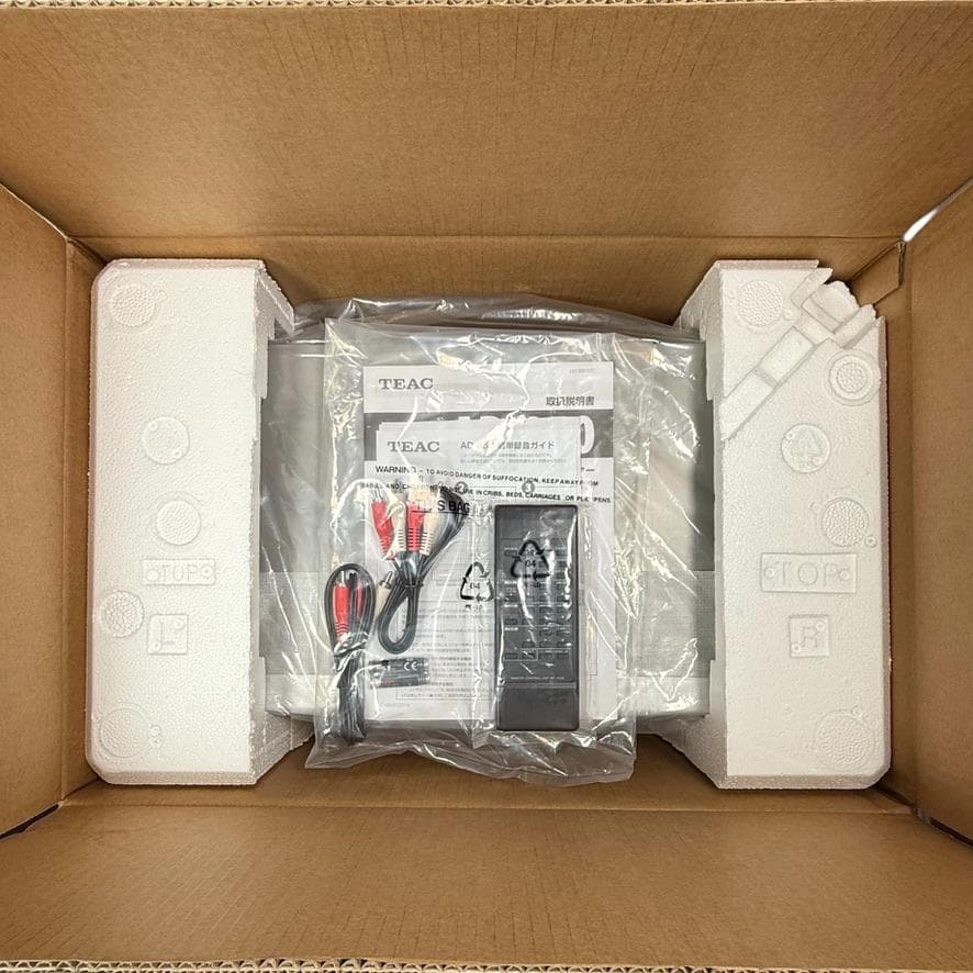 優良中古品・2022年製 TEAC カセット/CDプレーヤー AD-850-SE