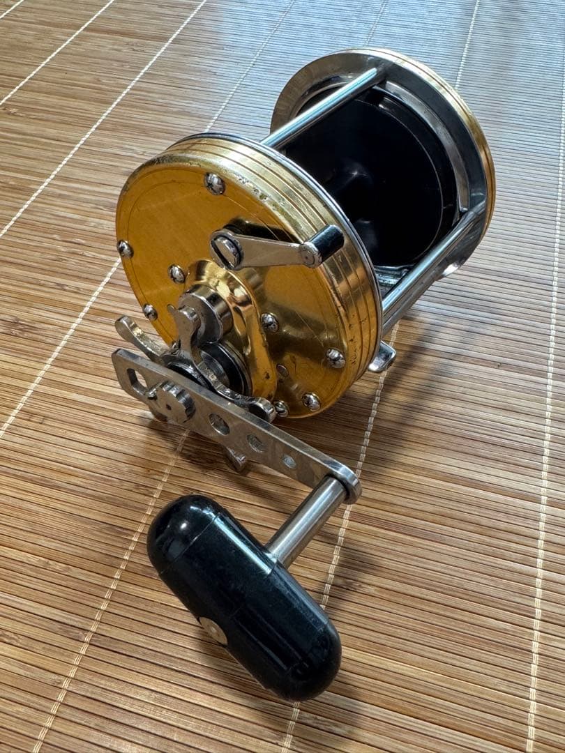 シーライン400 左ハンドル ダイワ DAIWA 中古 レア 金色