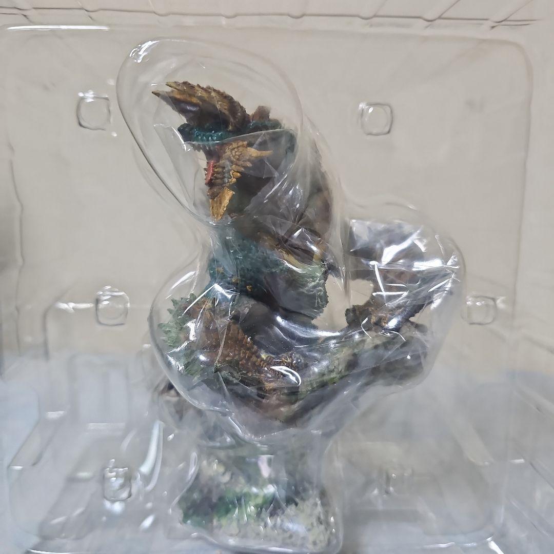 ジンオウガ　CFBクリエイターズモデル モンスターハンター