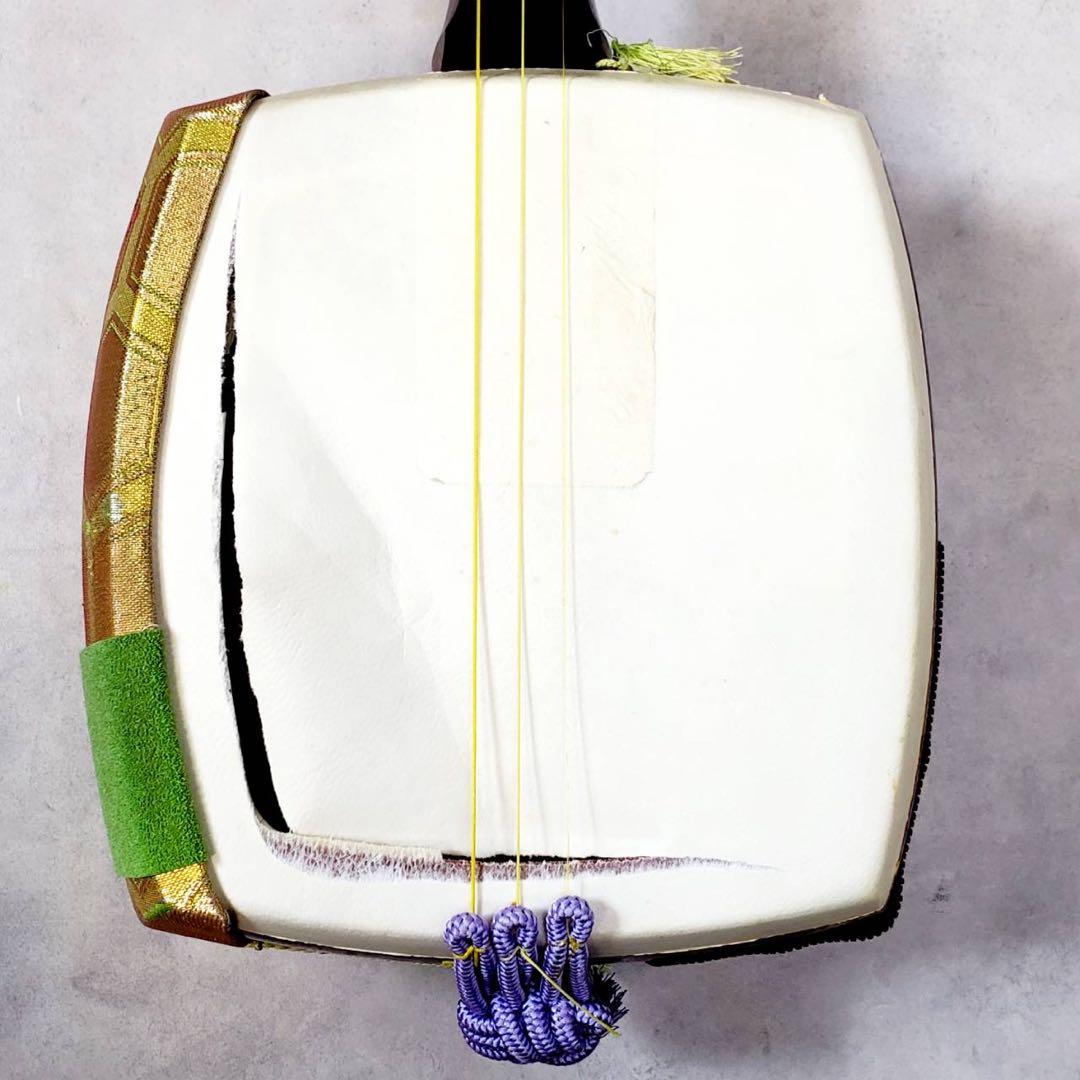 ジャンク 津軽三味線 東さわり 丸打胴 犬皮 中棹 紫檀 三つ折り ハードケース