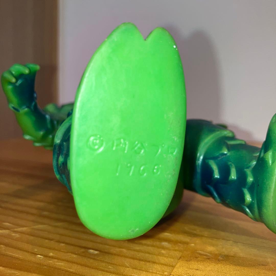 kuro　アントラー　ソフビ　ウルトラマン　マルサン　当時物　ジャンク品