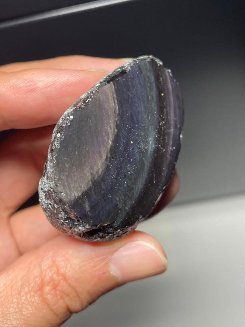 研磨品　十勝石玲瓏　レインボーオブシディアン