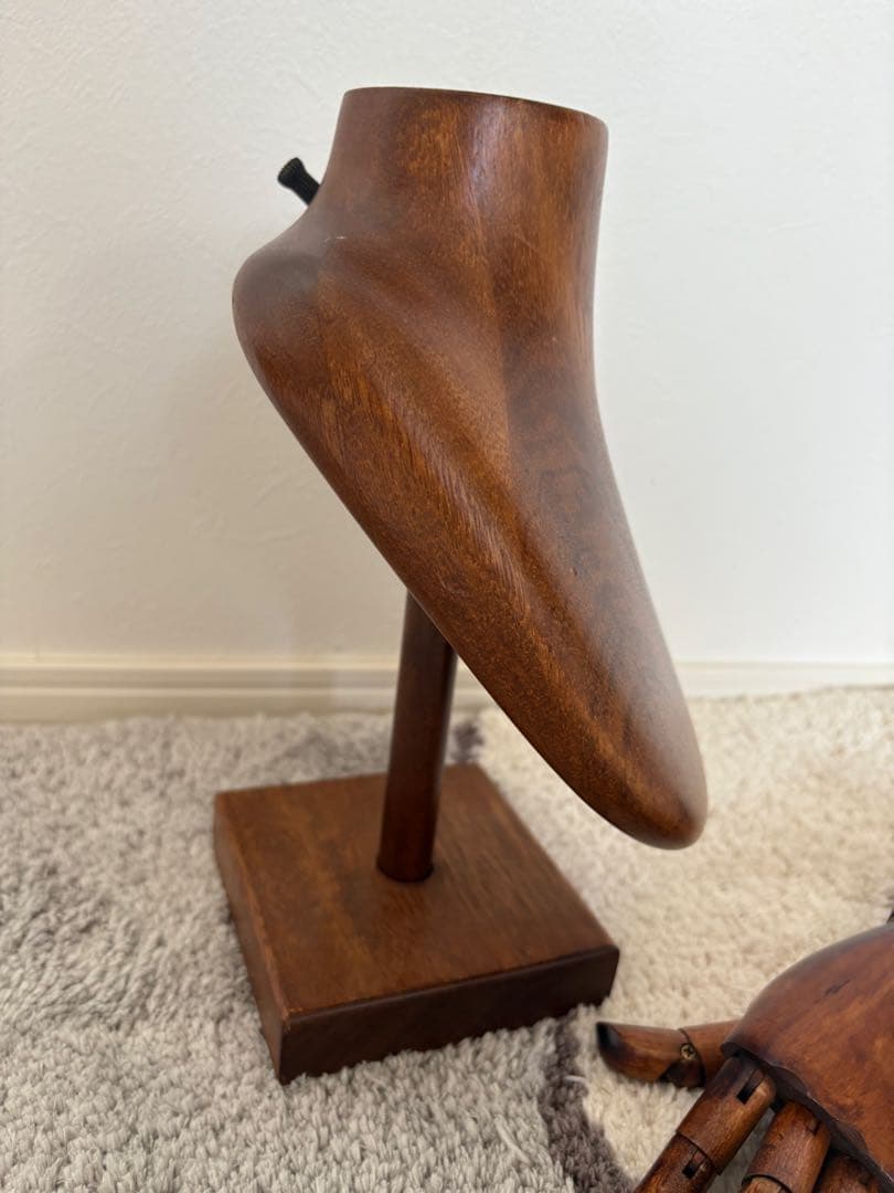 木製トルソーと手型マネキンセット
