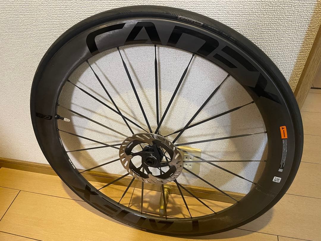 CADEX 50 Ultra Disc Tubeless フロント　タイヤ付き