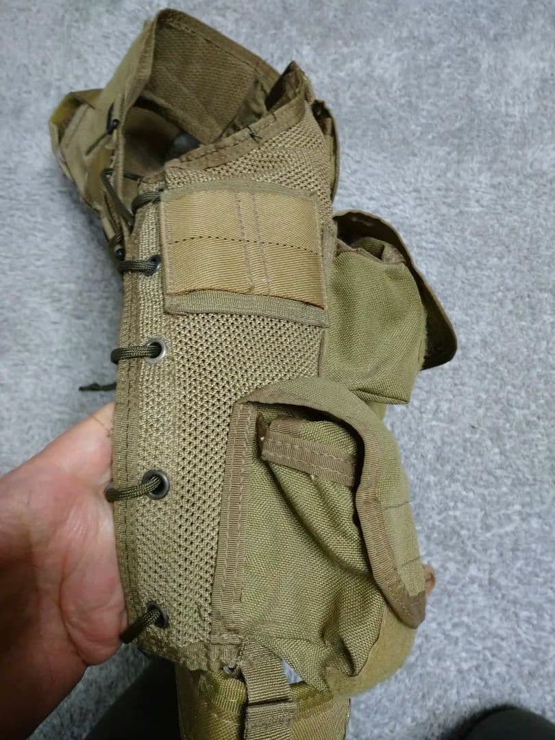 米イーグル社 衛生兵向きタクティカルベスト モール装備 USMCポーチ付き