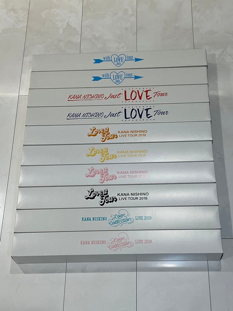 【新品未使用】西野カナ　公式ツアーポスター10枚セット