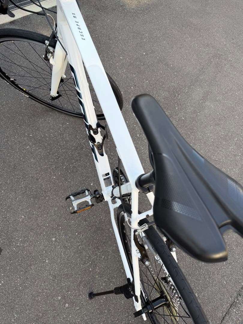 Giant Escape RX ホワイト クロスバイク