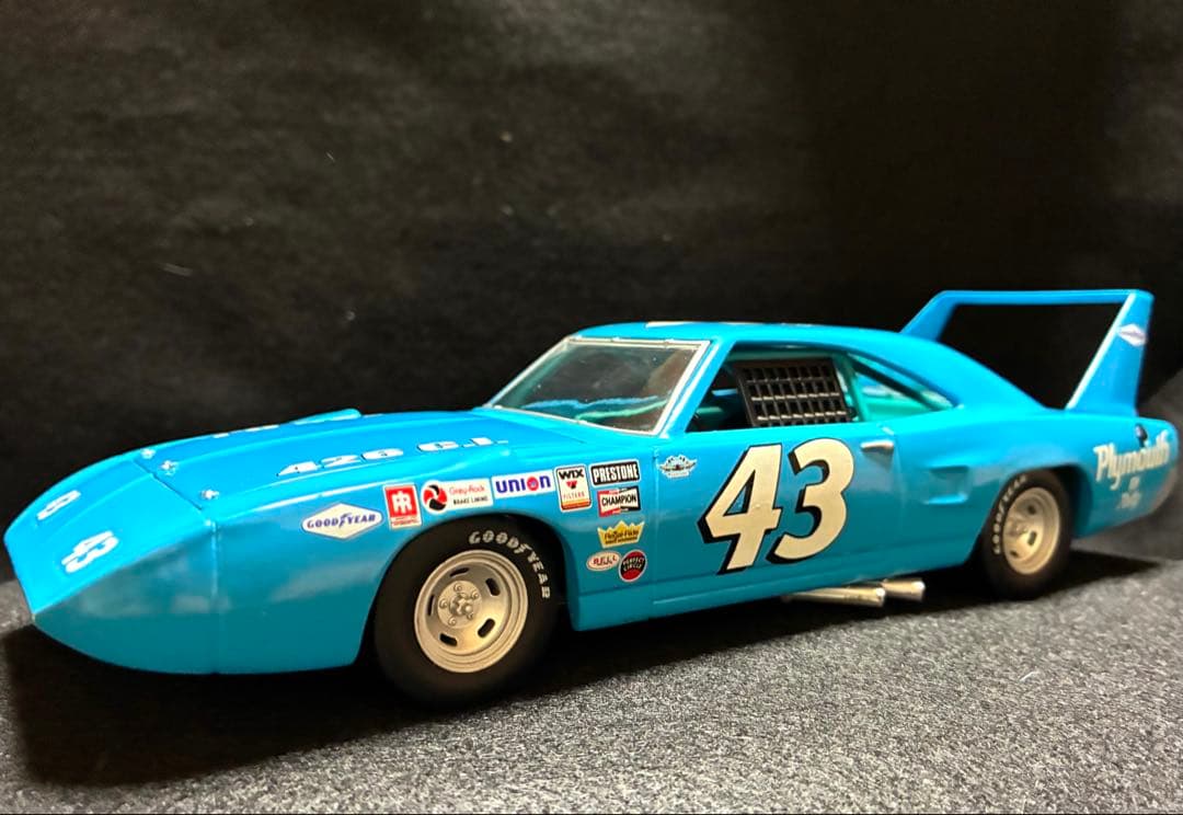 NASCAR 1970 プリムス　スーパーバード　ロードランナー　ペティ