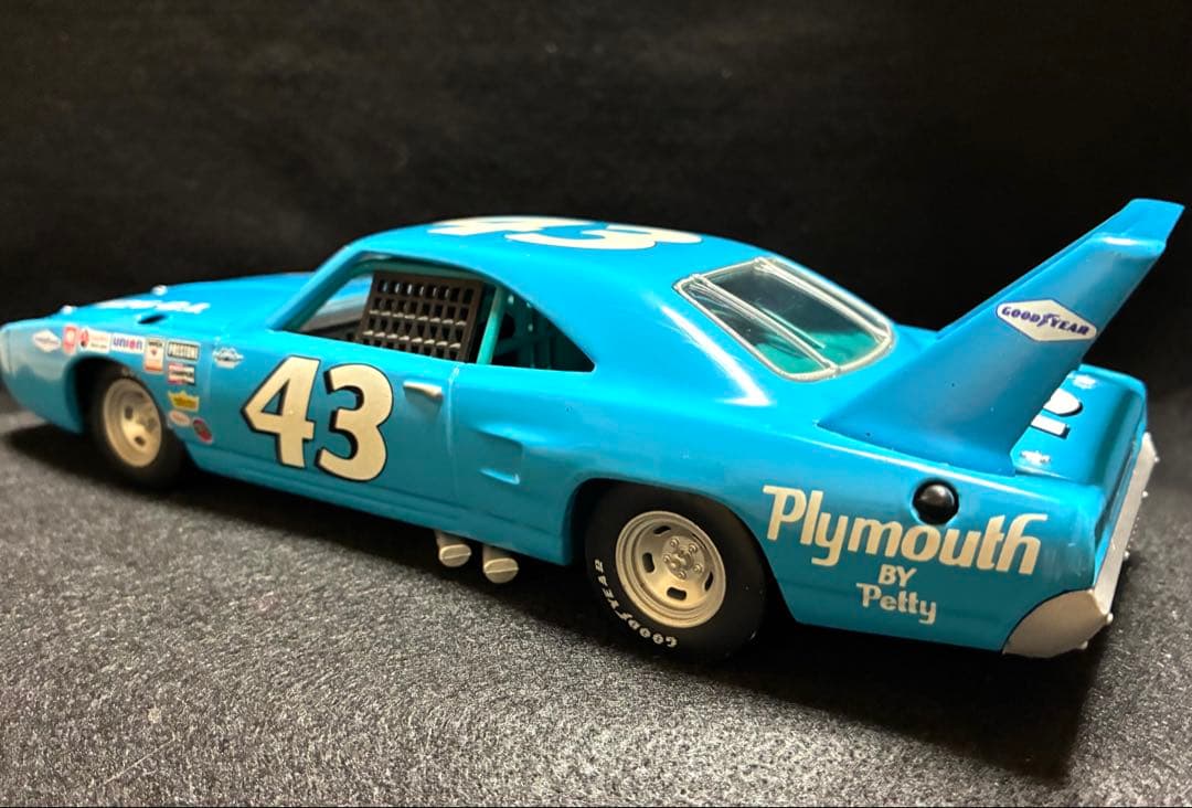 NASCAR 1970 プリムス　スーパーバード　ロードランナー　ペティ