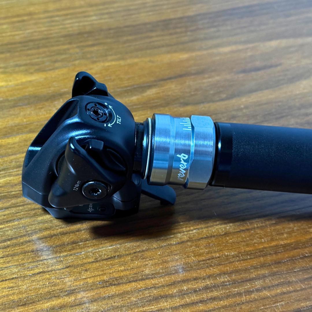 RockShox Reverb AXS ドロッパーシートポスト 125 mm