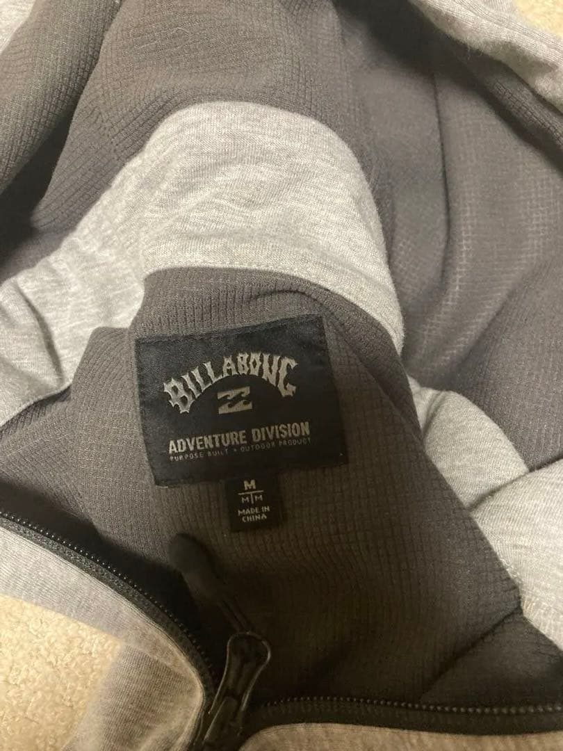 ビラボンMサイズ グレー　A/Div. LIGHT SHELL BONDING