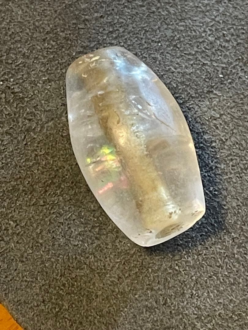 古墳時代　水晶棗玉（なつめたま）