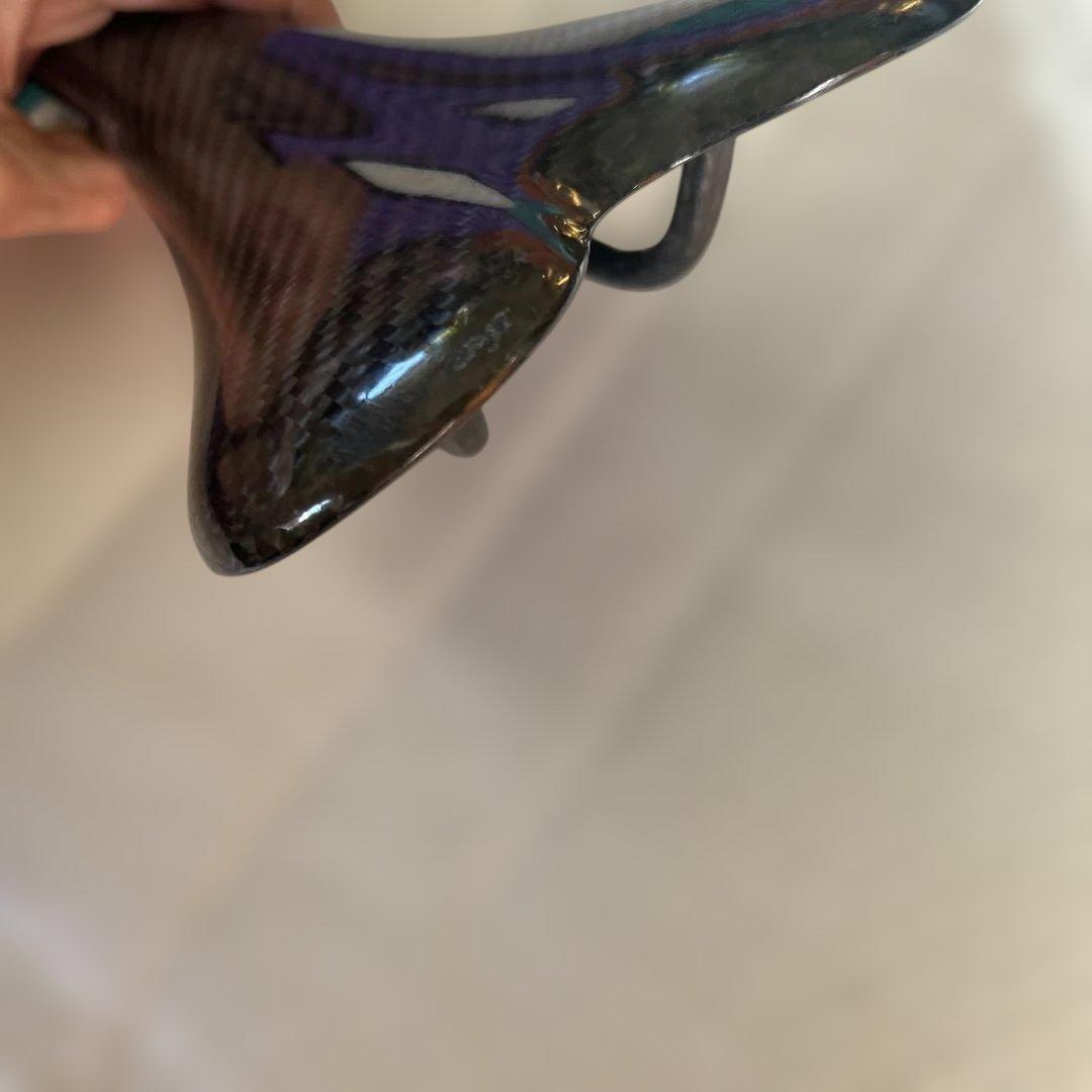 d*2様 AX-lightness エンデュランス　フルカーボンサドル