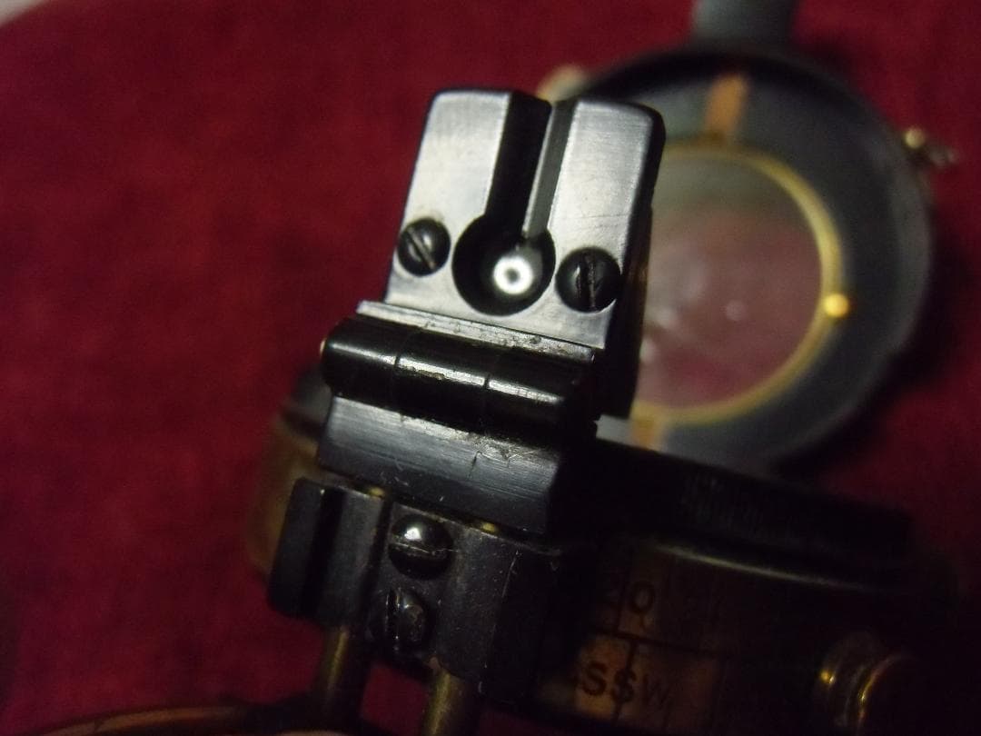 GB英国/イギリス＊E.R. Watts & Sons 社製コンパス（実物）