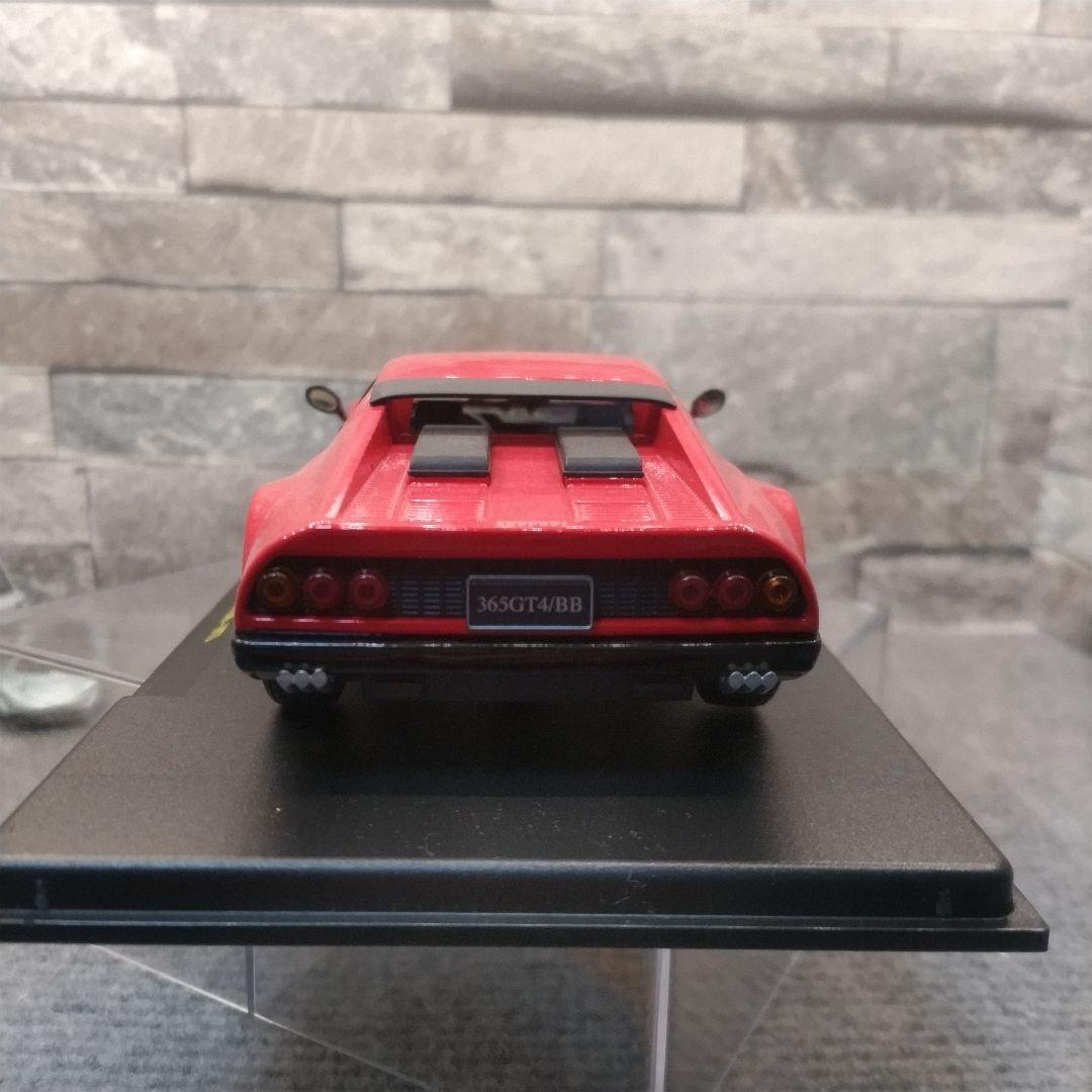 Ferrari 365 GT4 BB ミニカー 1/24 レッド