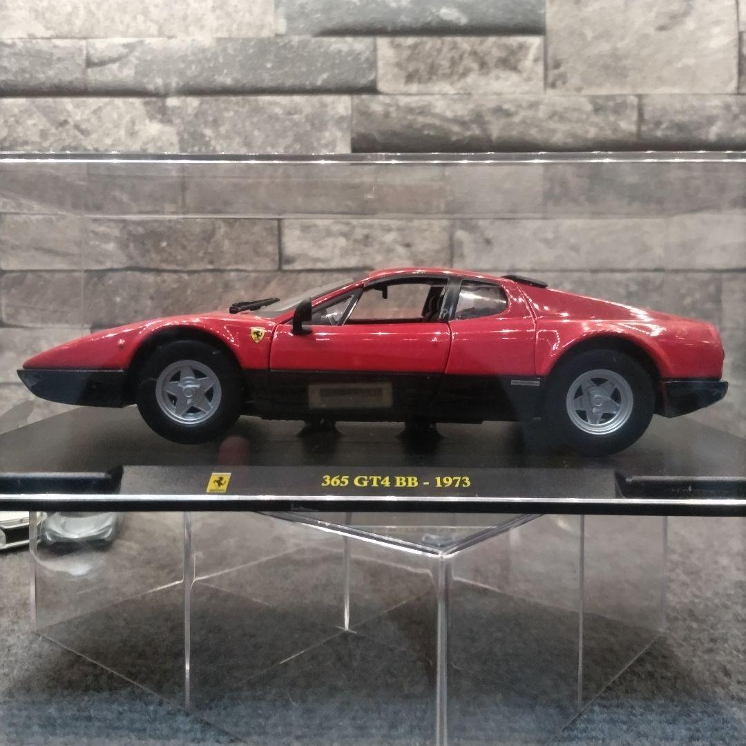 Ferrari 365 GT4 BB ミニカー 1/24 レッド