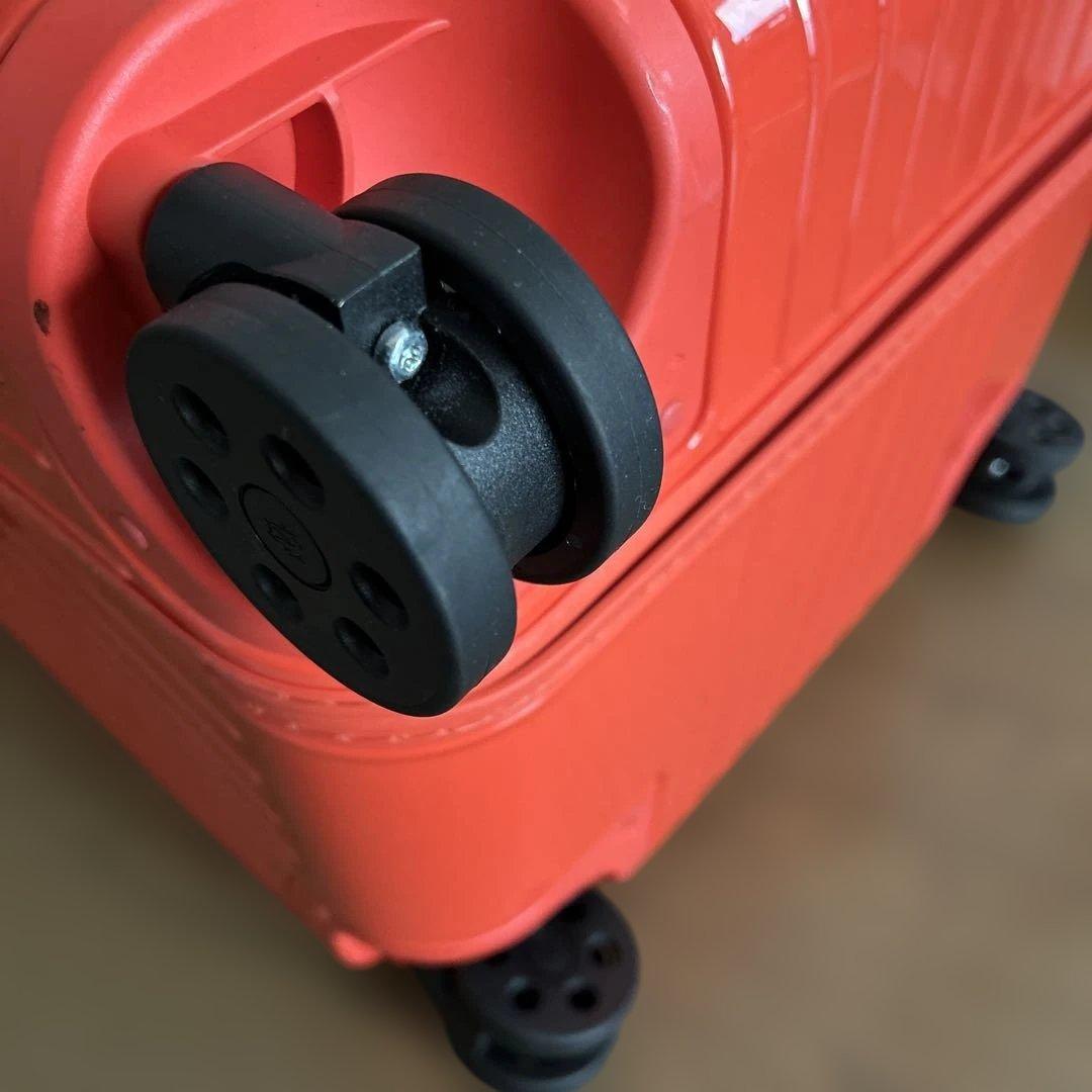 超美品リモワトランクプラス　オレンジ 1度使用