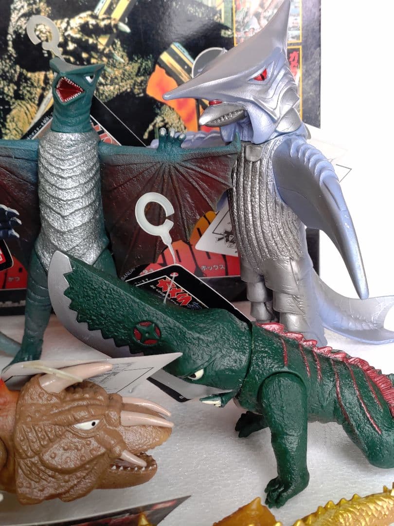バンダイ　大映怪獣シリーズ　強いぞ!ガメラ　復活大結集BOX　（全7種）未使用品