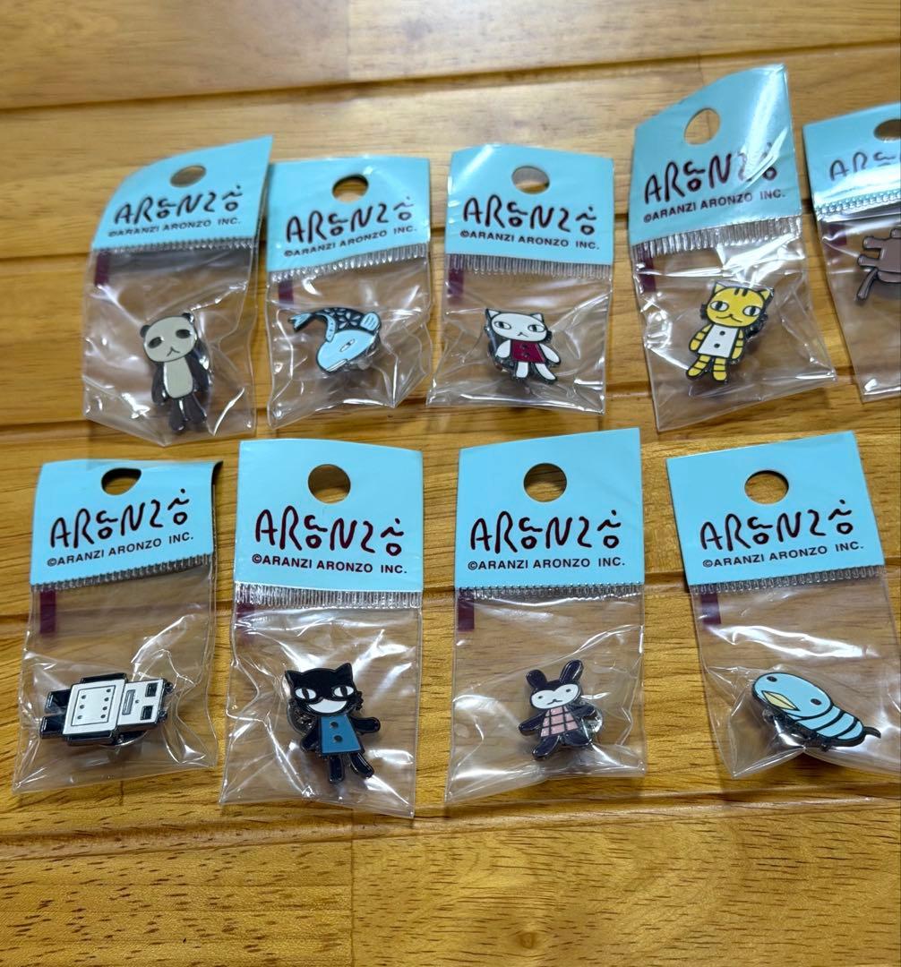 アランジアランゾ❤️カッパ　とかげ　他　計18種ピンバッジ　ピンズ
