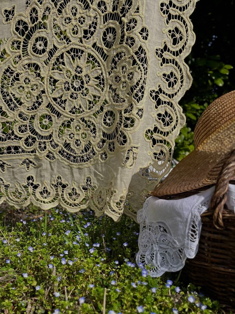 ◆フランスアンティークお宝級手刺繍超大判テーブルクロス大きいベッドカバーソファー