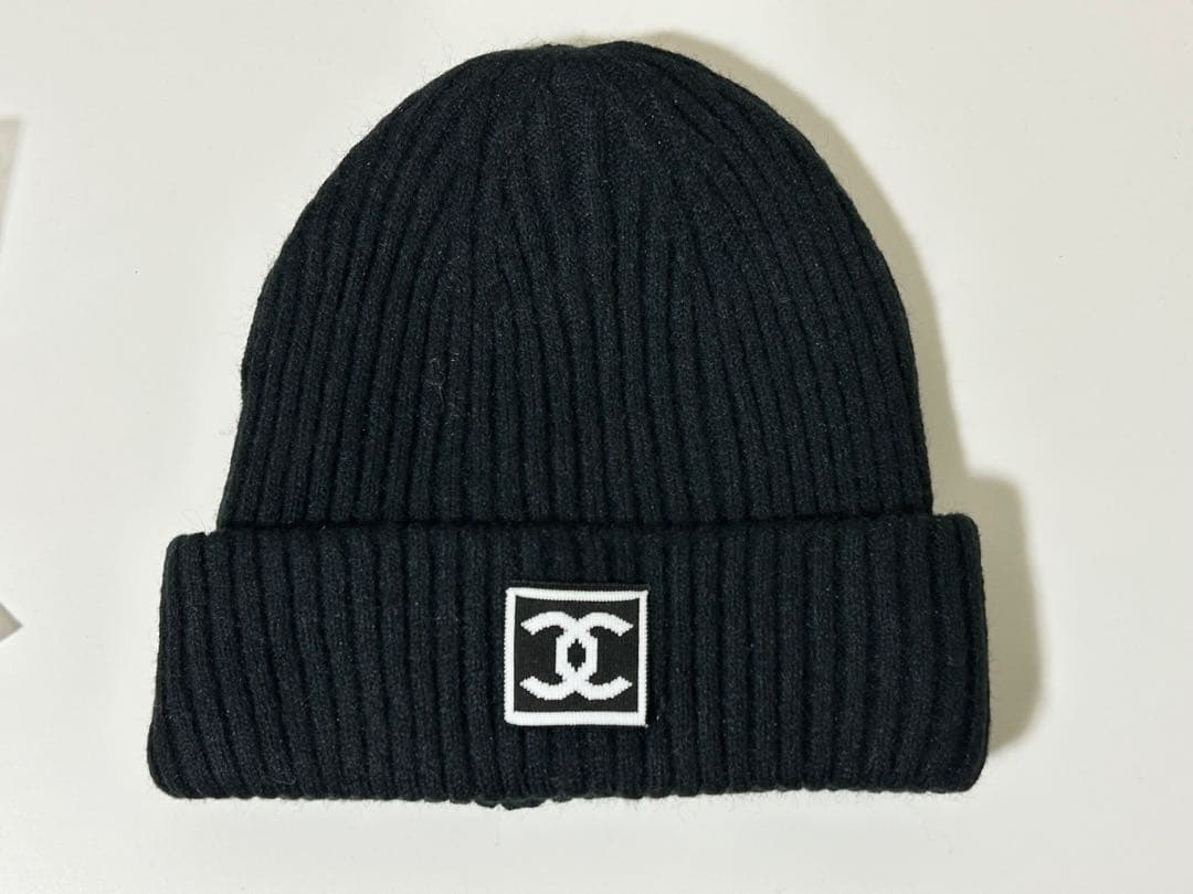 CHANEL ニットキャップ 黒　新品