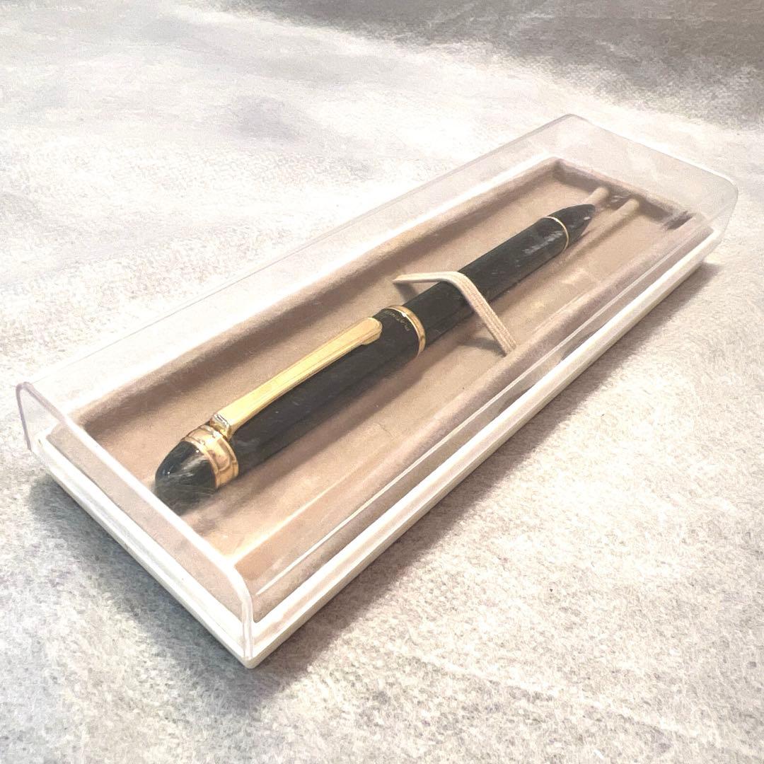 【美品】PLATINUMボールペン　黒×ゴールド