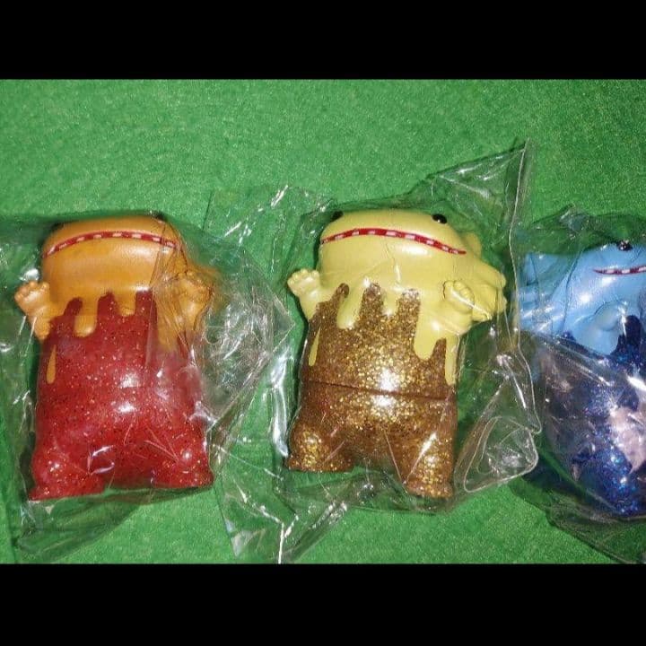 VAG　ガチャ　ソフビ　sofvi　バイロンベイビー　One up　デザイン