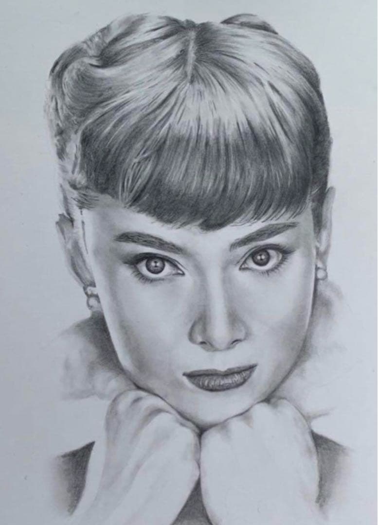 似顔絵描きます！鉛筆画！人物！おまかせ下さい。