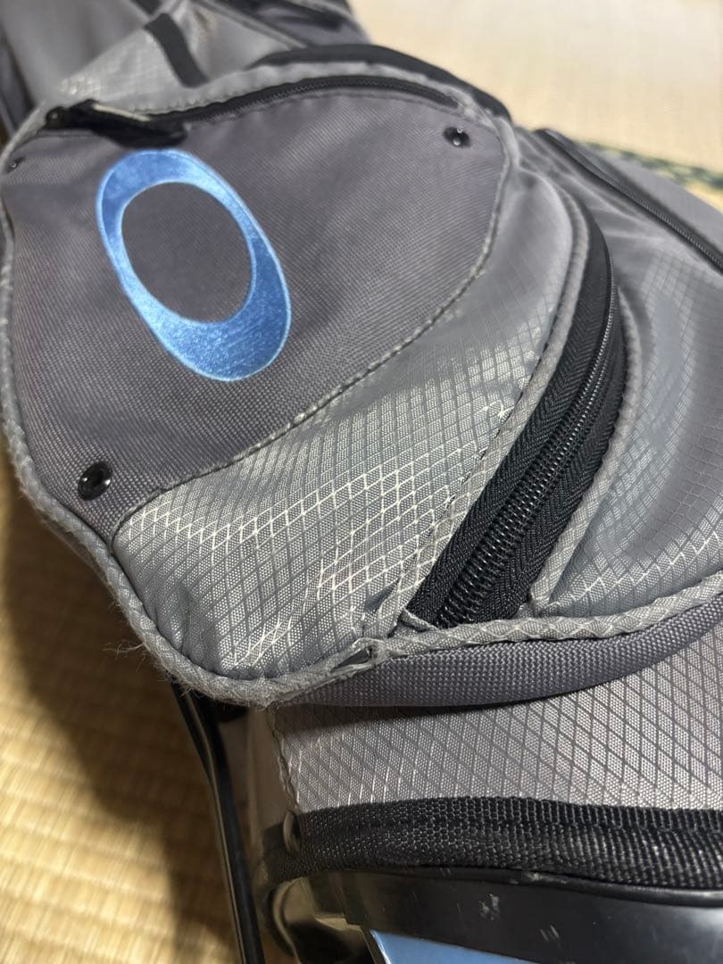 Oakley オークリー スタンド式キャディバッグ