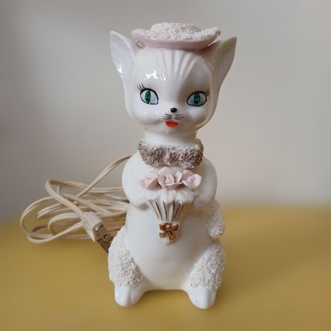 ヴィンテージ　オシャレネコちゃん　陶器ランプ　　照明