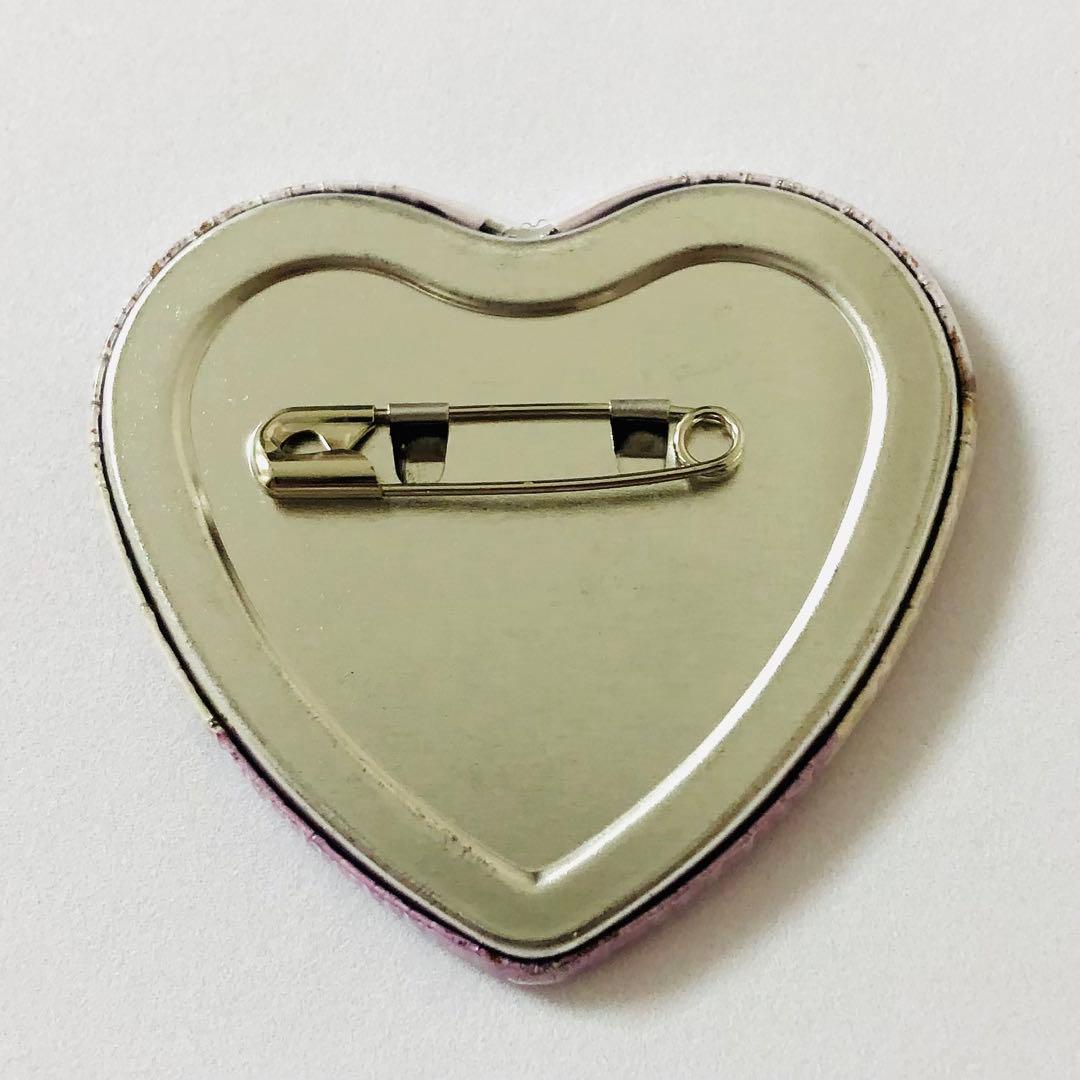 私に天使が舞い降りた！バースデー プリロール ハート缶バッジ 白咲花