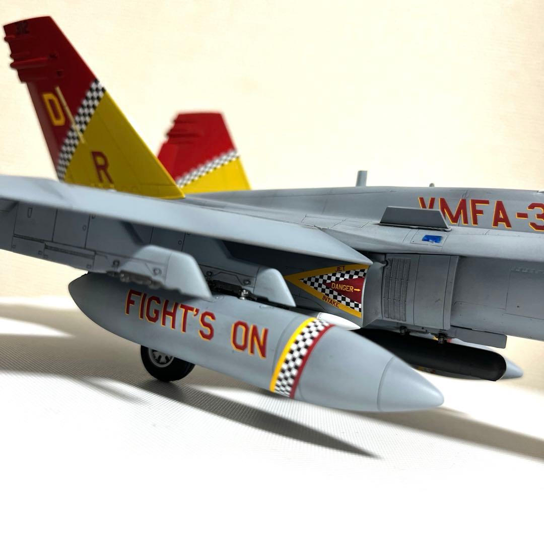 戦闘機プラモデル完成品1/48ハセガワF-18ホーネット