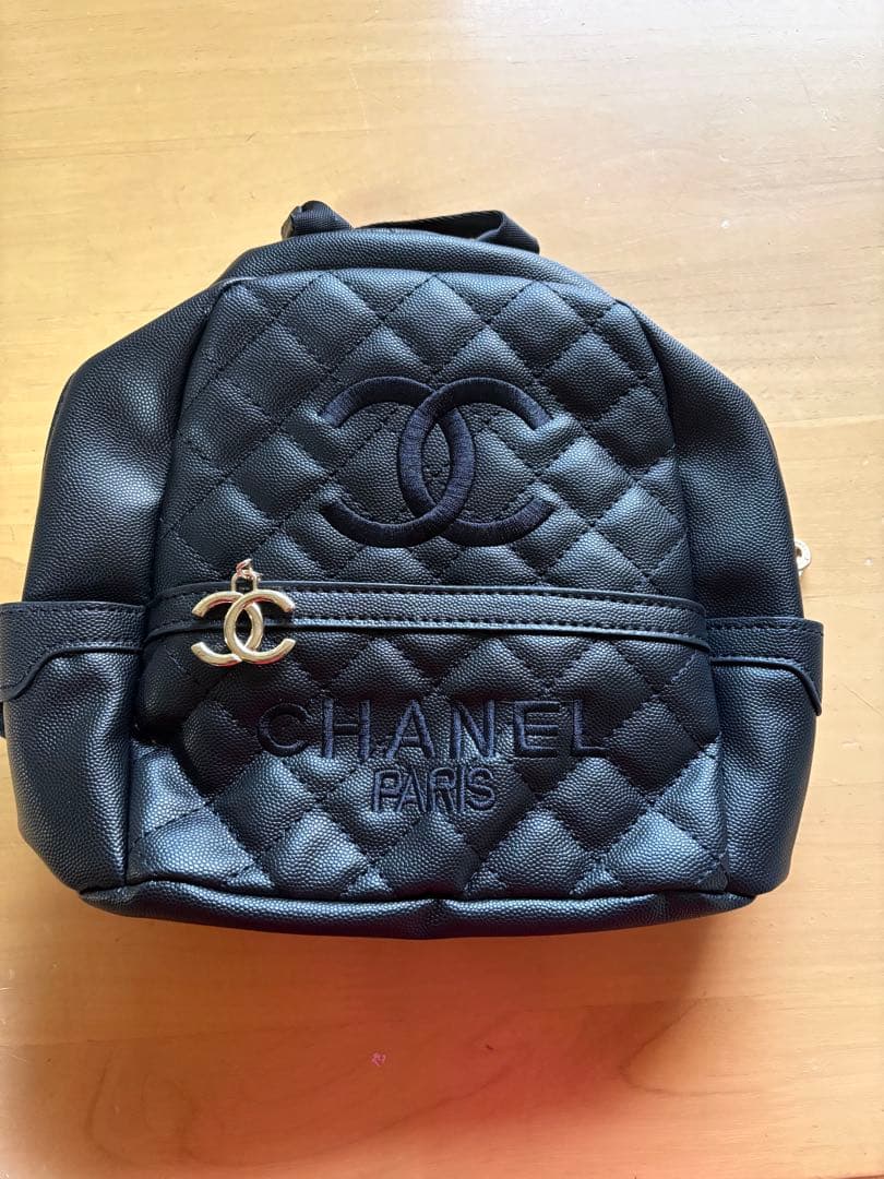 CHANEL シャネル リュック バッグ パック 黒色ノベルティ